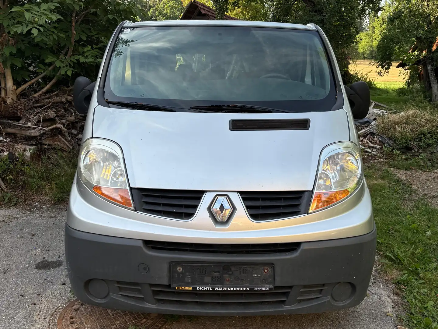 Renault Trafic Trafic Pass. Expr. L1H1 2,9t 2,0 dCi Expression Silber - 1