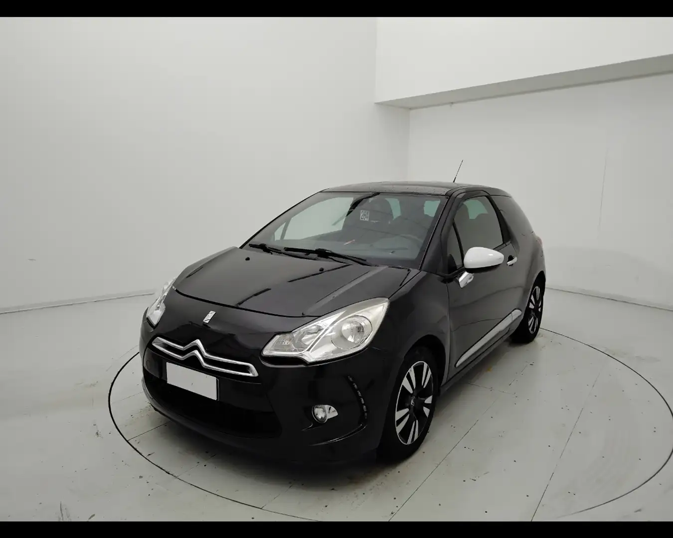 Citroen DS3 - DS3 1.6 hdi So Chic 92cv Grigio - 1