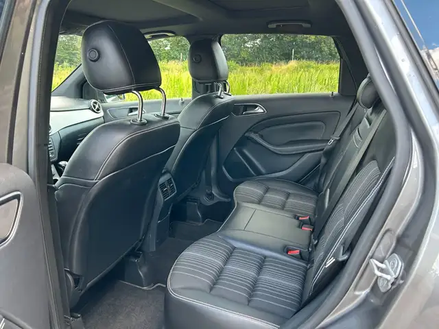 Mercedes-Benz B-Class view 20