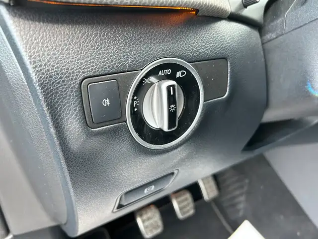 Mercedes-Benz B-Class view 16