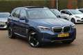 BMW iX3 Executive 80 kWh / SoH 95.5% / Panoramadak / Camer Blauw - thumbnail 1