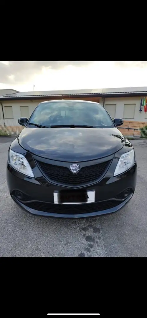 Lancia Ypsilon 1.2 8v Gold s&s 69cv - 1