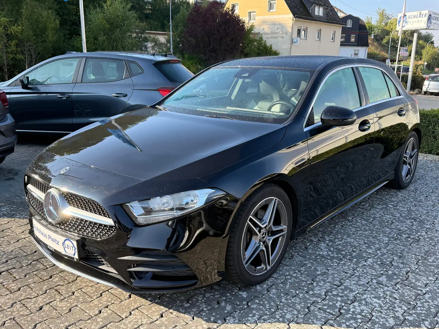 Mercedes-Benz A 200 AMG Line Noir - 1