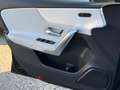 Mercedes-Benz A 200 AMG Line Schwarz - thumbnail 12