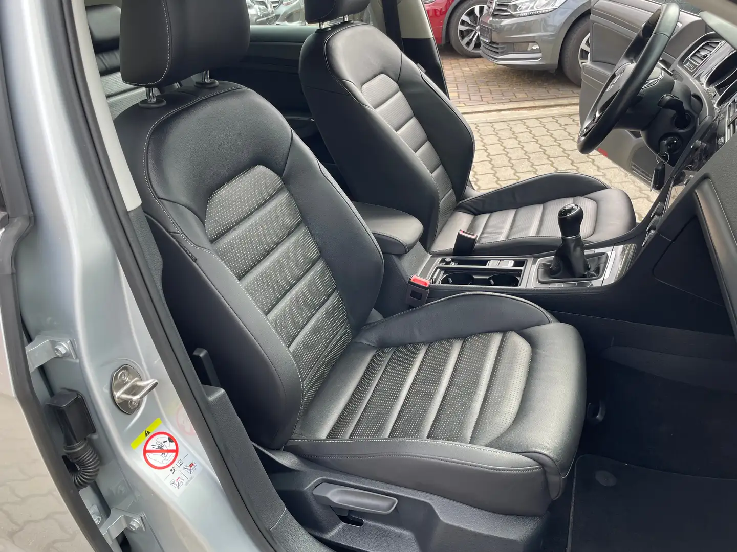 Volkswagen Golf Comfortline - Sitzheizung - " Leder " !!! Gris - 2
