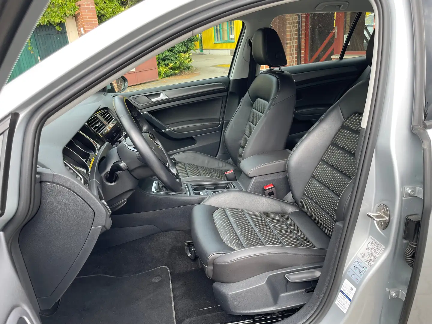 Volkswagen Golf Comfortline - Sitzheizung - " Leder " !!! Grigio - 2