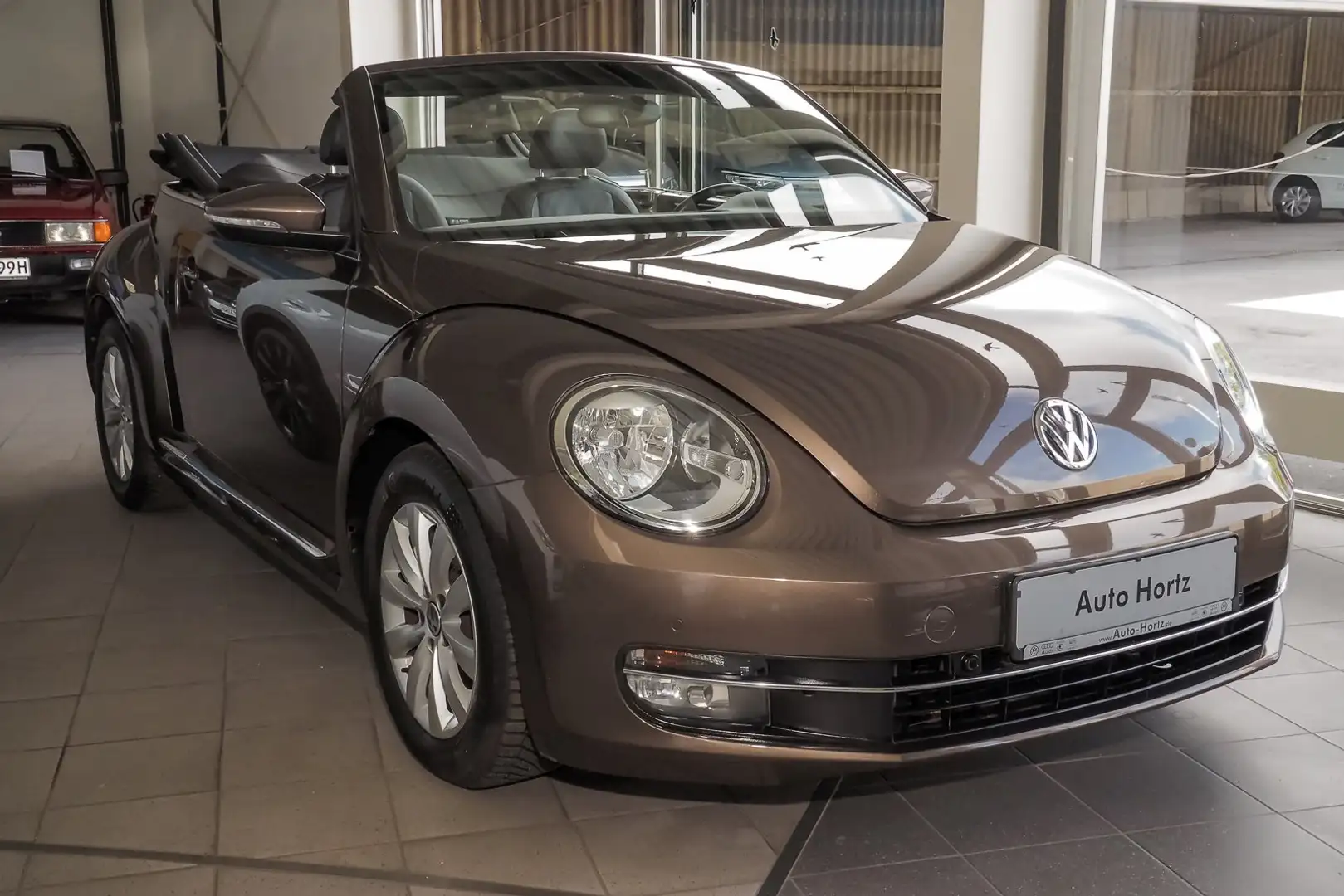 Volkswagen New Beetle Cabriolet Design 1.2 TSI , Leder, Alu u Brun - 2