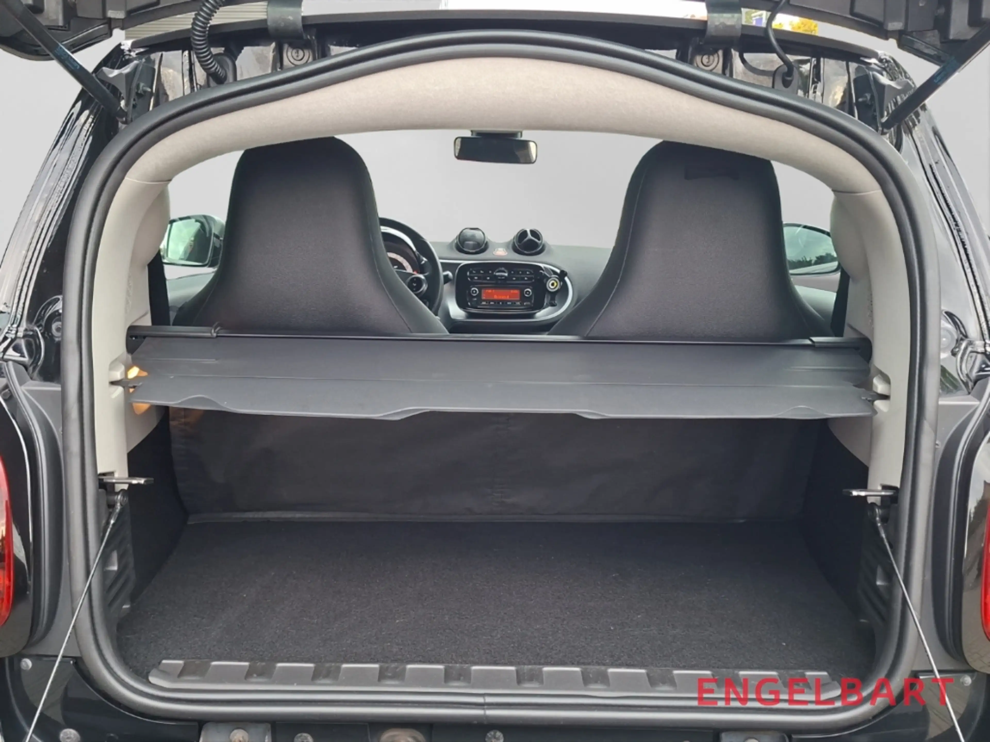 smart forTwo coupe Allwetterreifen Sitzheizung — photo 12