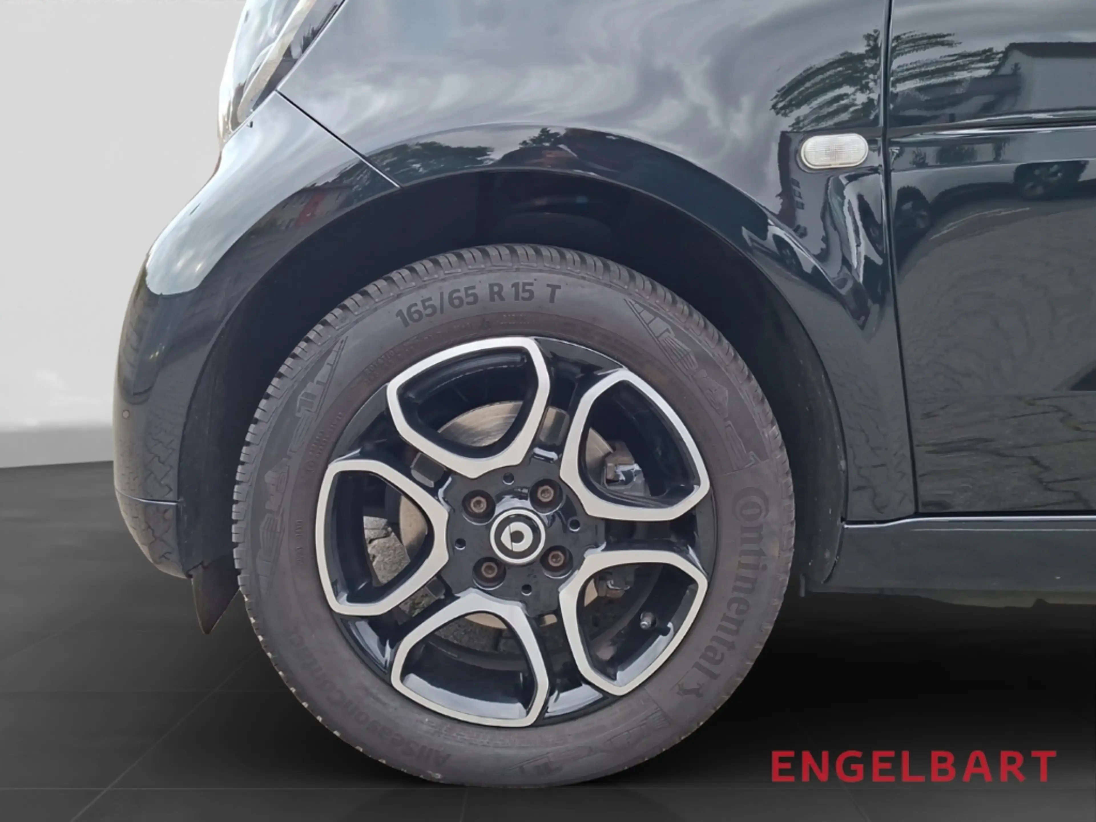 smart forTwo coupe Allwetterreifen Sitzheizung — photo 13