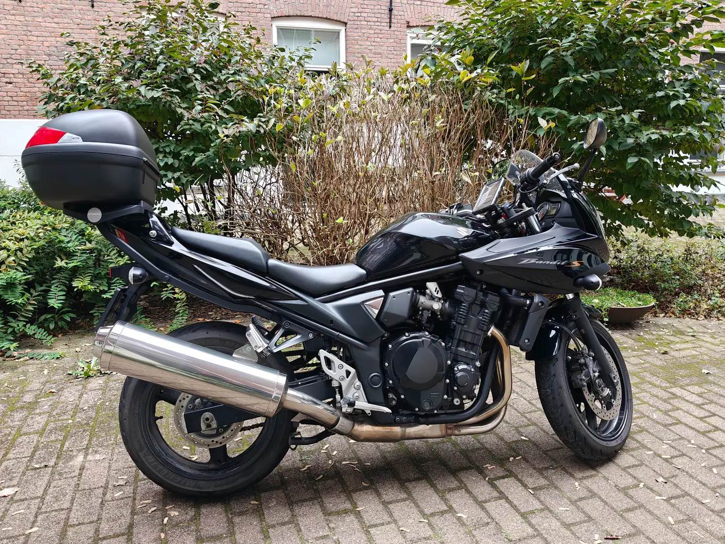 Suzuki Bandit 650 Suzuki GSF 650 Bandit SA Zwart - 2