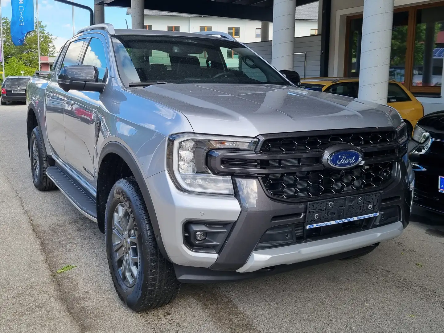 Ford Ranger Wildtrak e-4WD Doppelkabine Silber - 2