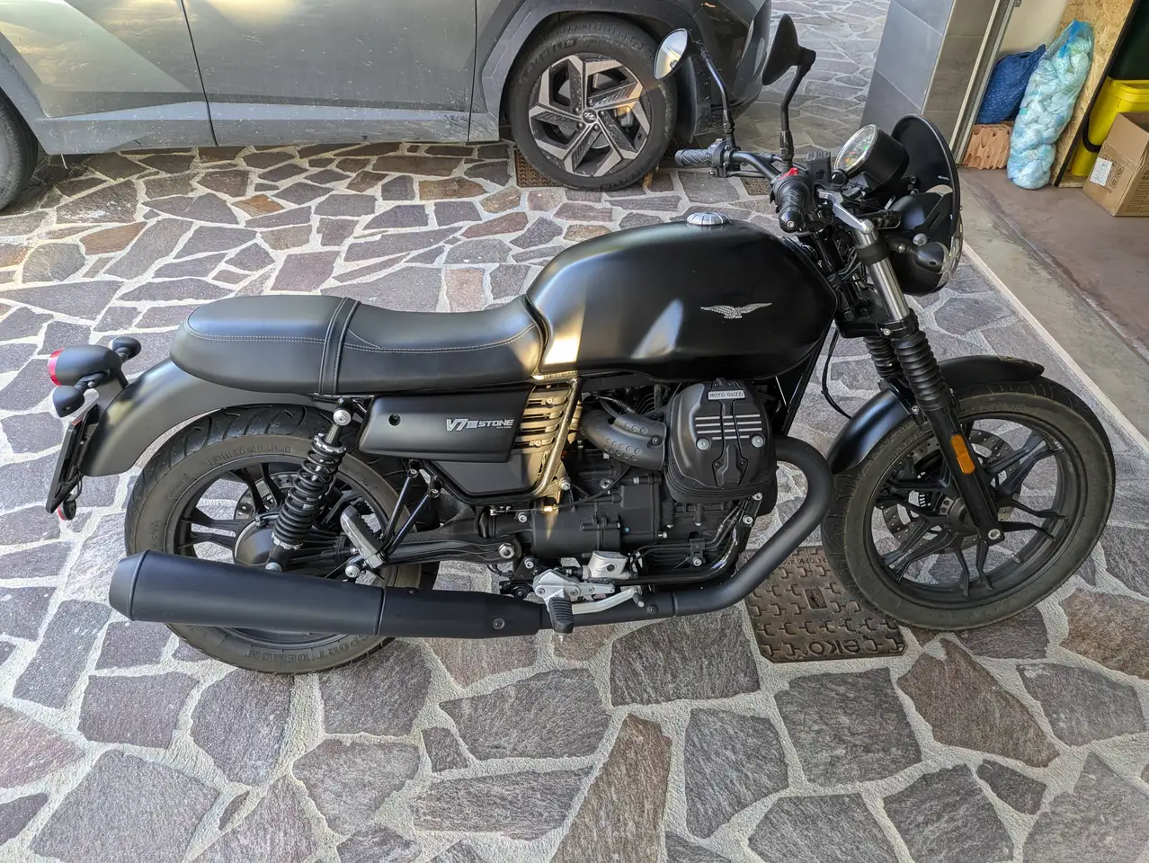 Moto Guzzi V 7