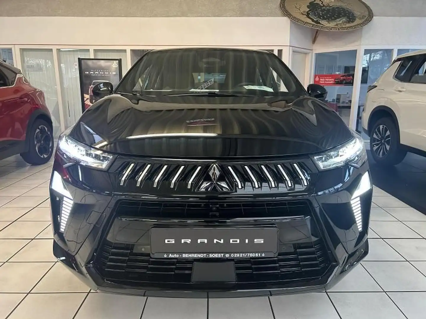 Mitsubishi Grandis Intro Edition 1.8 Hybrid*8 J. Garantie* Schwarz - 2