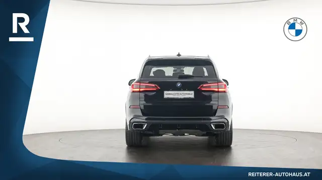 BMW X5 view 5