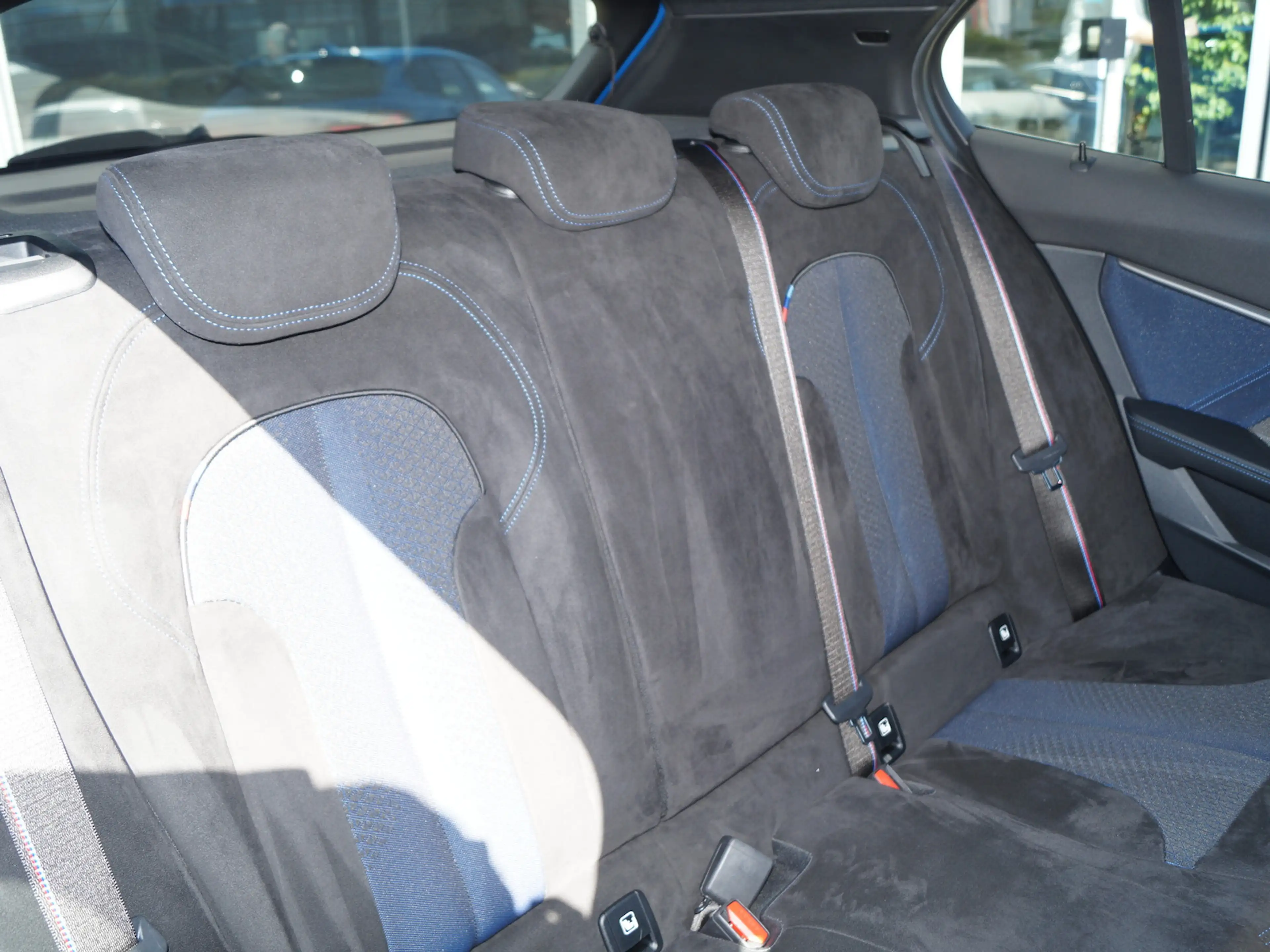 BMW 135 M135i xDrive Aut. *Navi*HUD*BREMSEN NEU !!* — photo 12