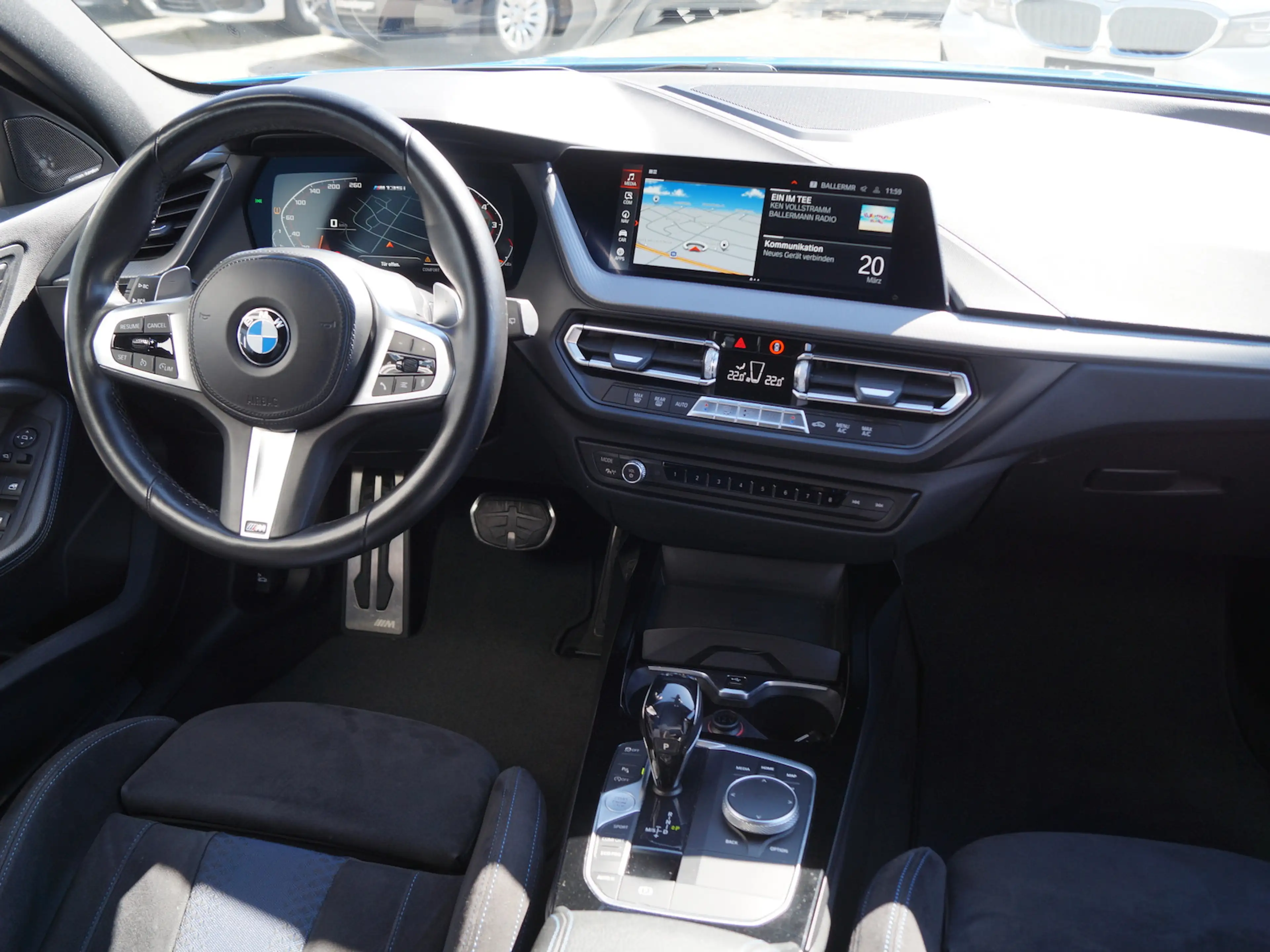 BMW 135 M135i xDrive Aut. *Navi*HUD*BREMSEN NEU !!* — photo 10
