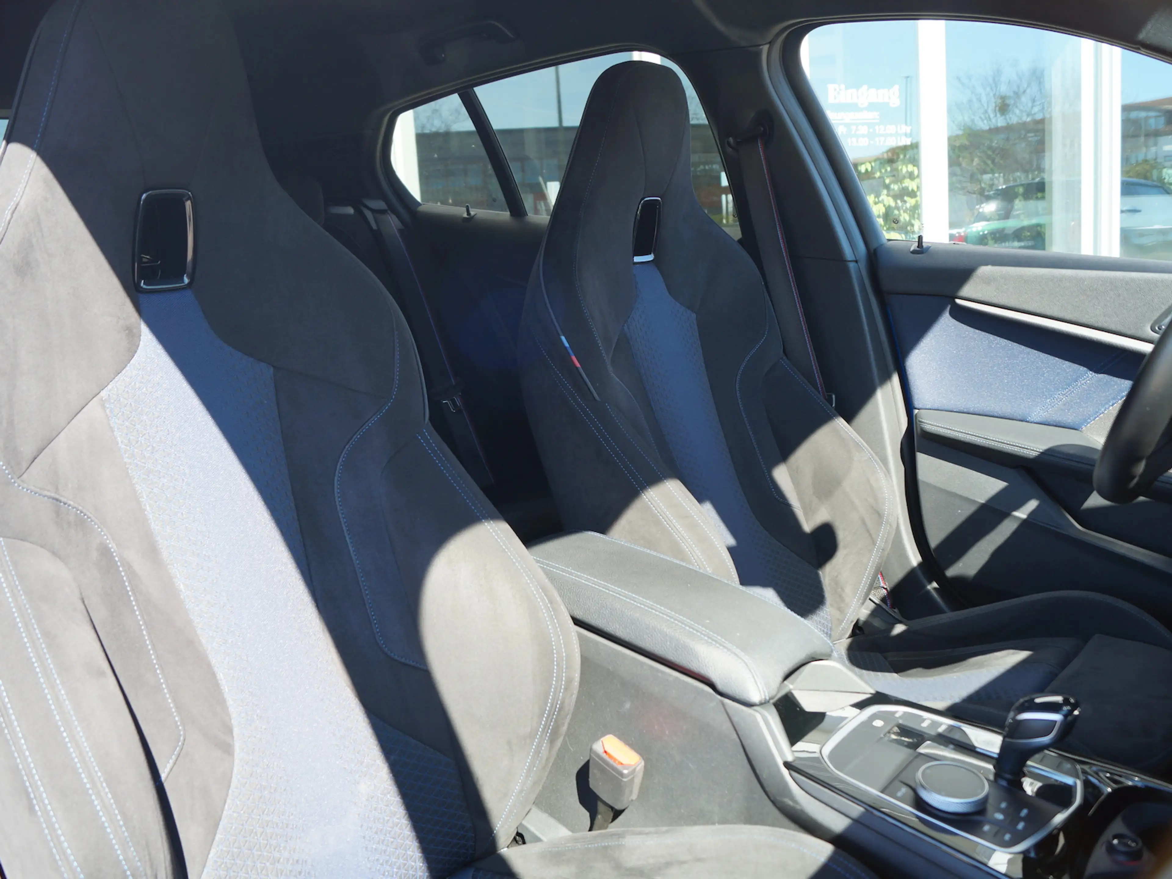 BMW 135 M135i xDrive Aut. *Navi*HUD*BREMSEN NEU !!* — photo 9
