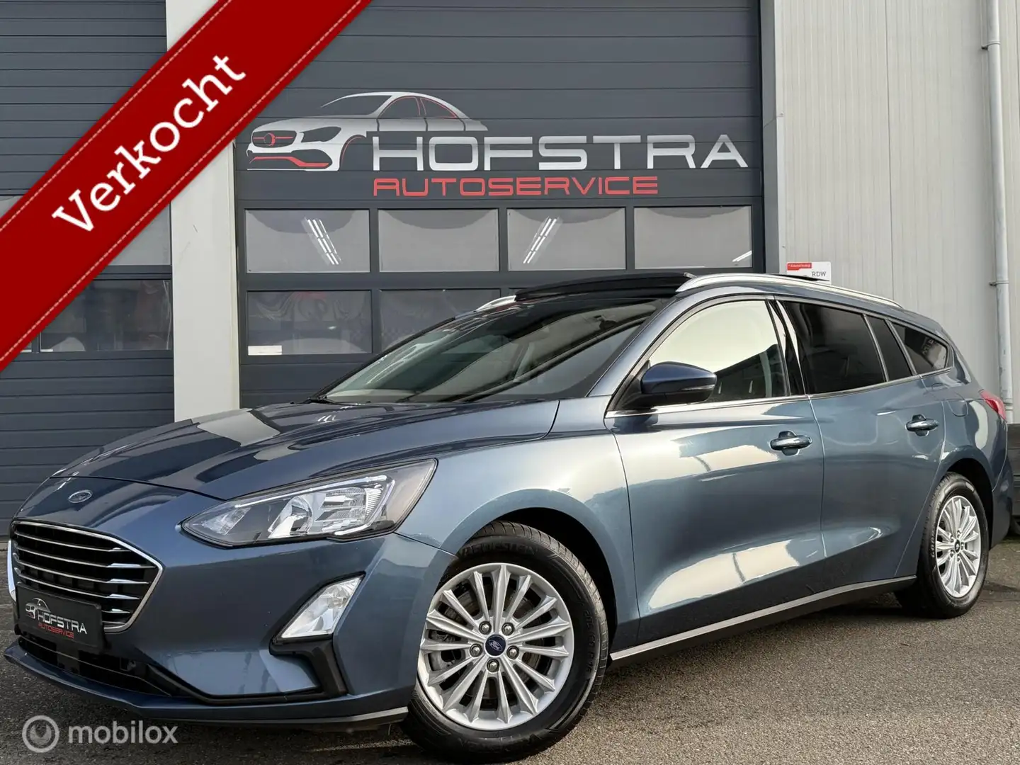 Ford Focus Wagon 1.0 EcoBoost Hybrid Titanium X Pano Trekhk L Blau - 1