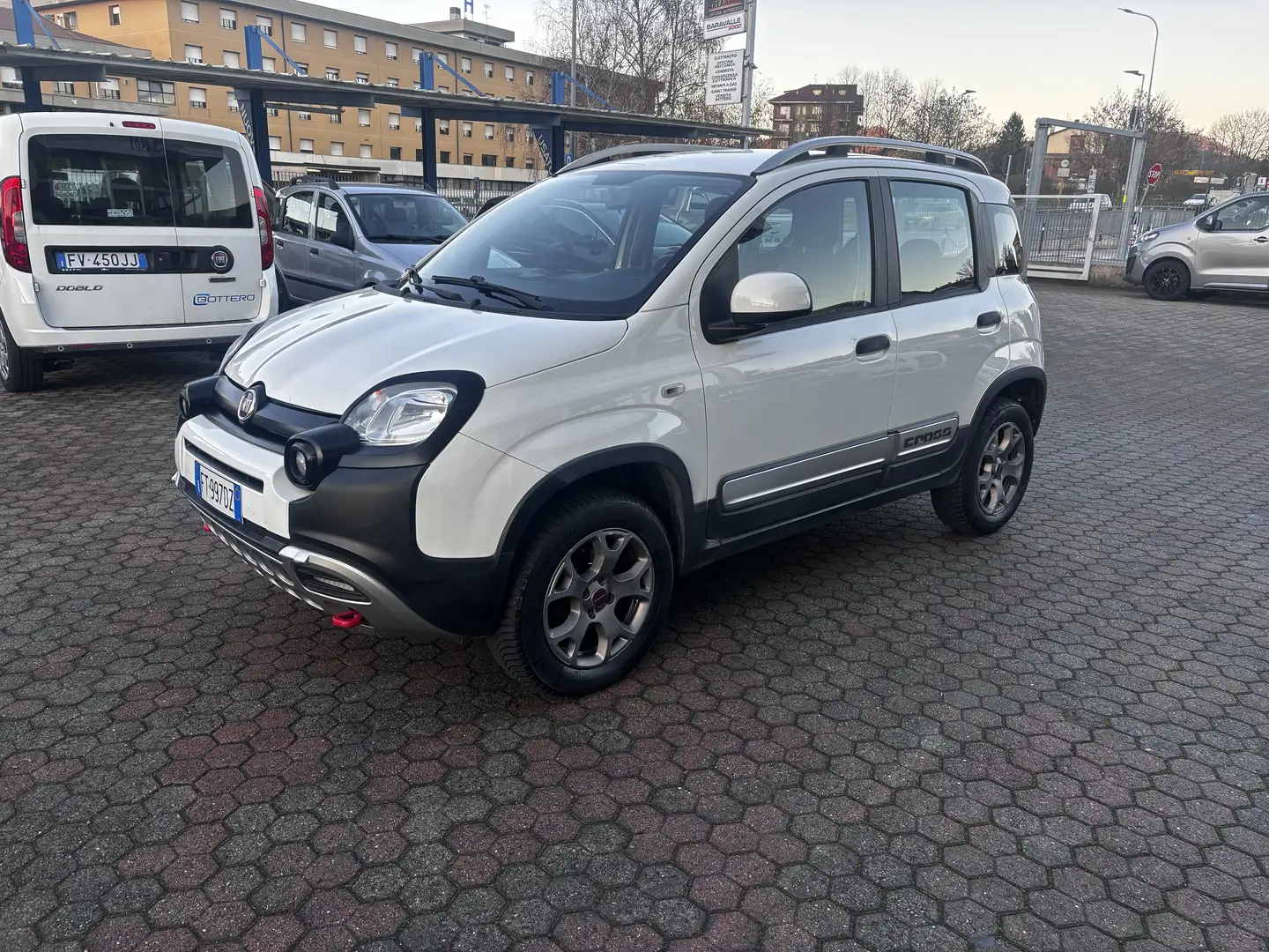 Fiat Panda 1.3 mjt 16v Cross 4x4 s&s 95cv - 1