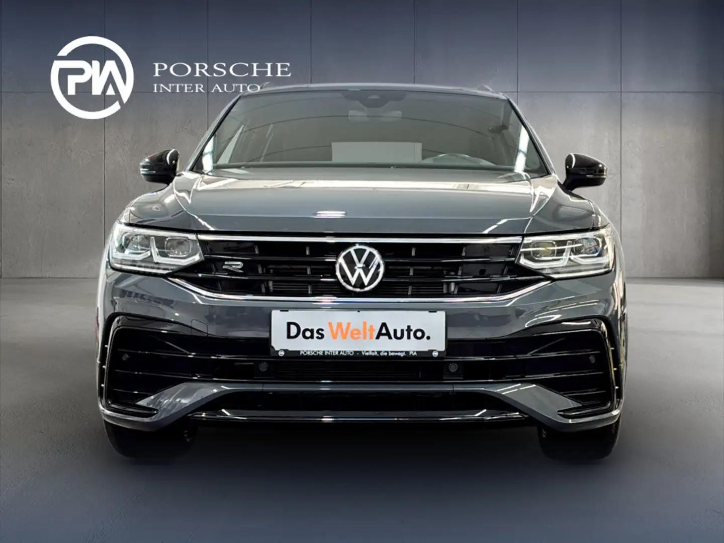 Volkswagen Tiguan R-Line TSI DSG Grau - 2