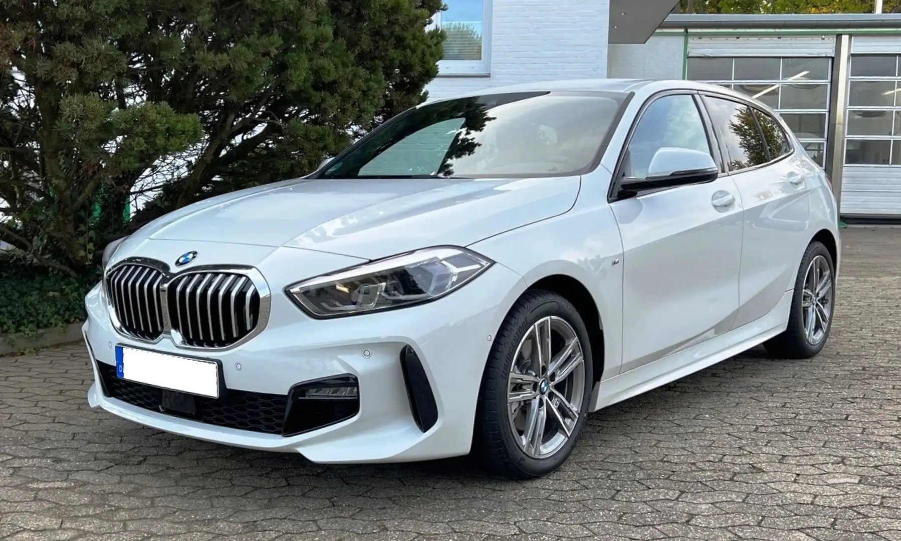BMW 116 i M-Sport Steptronic SHZ RFK Leder Blanc - 2
