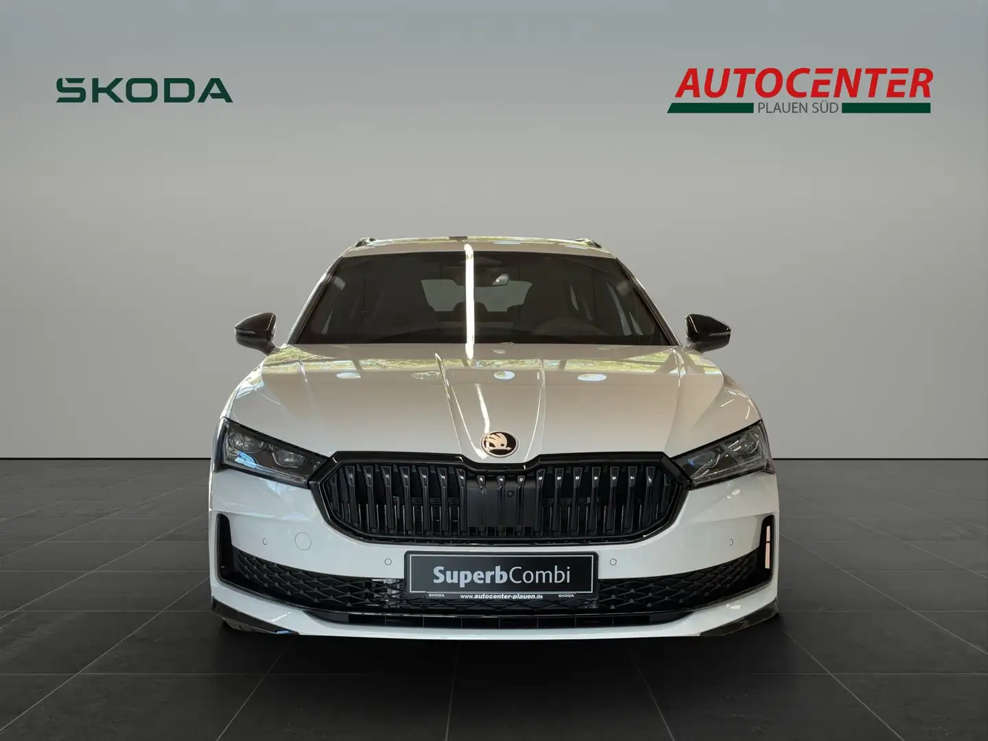 Skoda Superb 1.5 TSI iV 150 kW Sportline Plug-In-Hybrid Weiß - 2