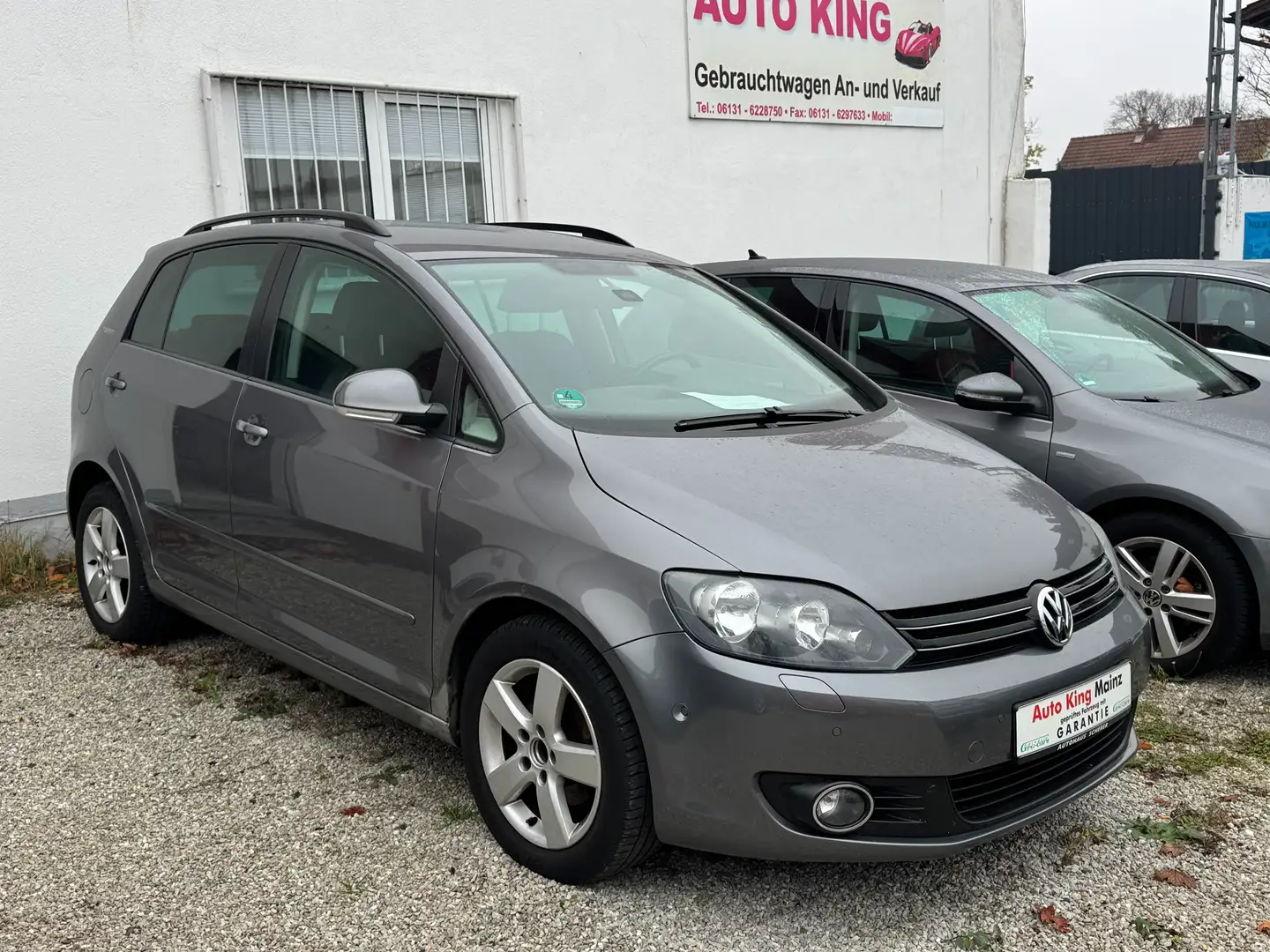 Volkswagen Golf Plus Team*1-HAND*NAVI*2xEINPARKHILFE*TEMPOMAT* Gris - 1