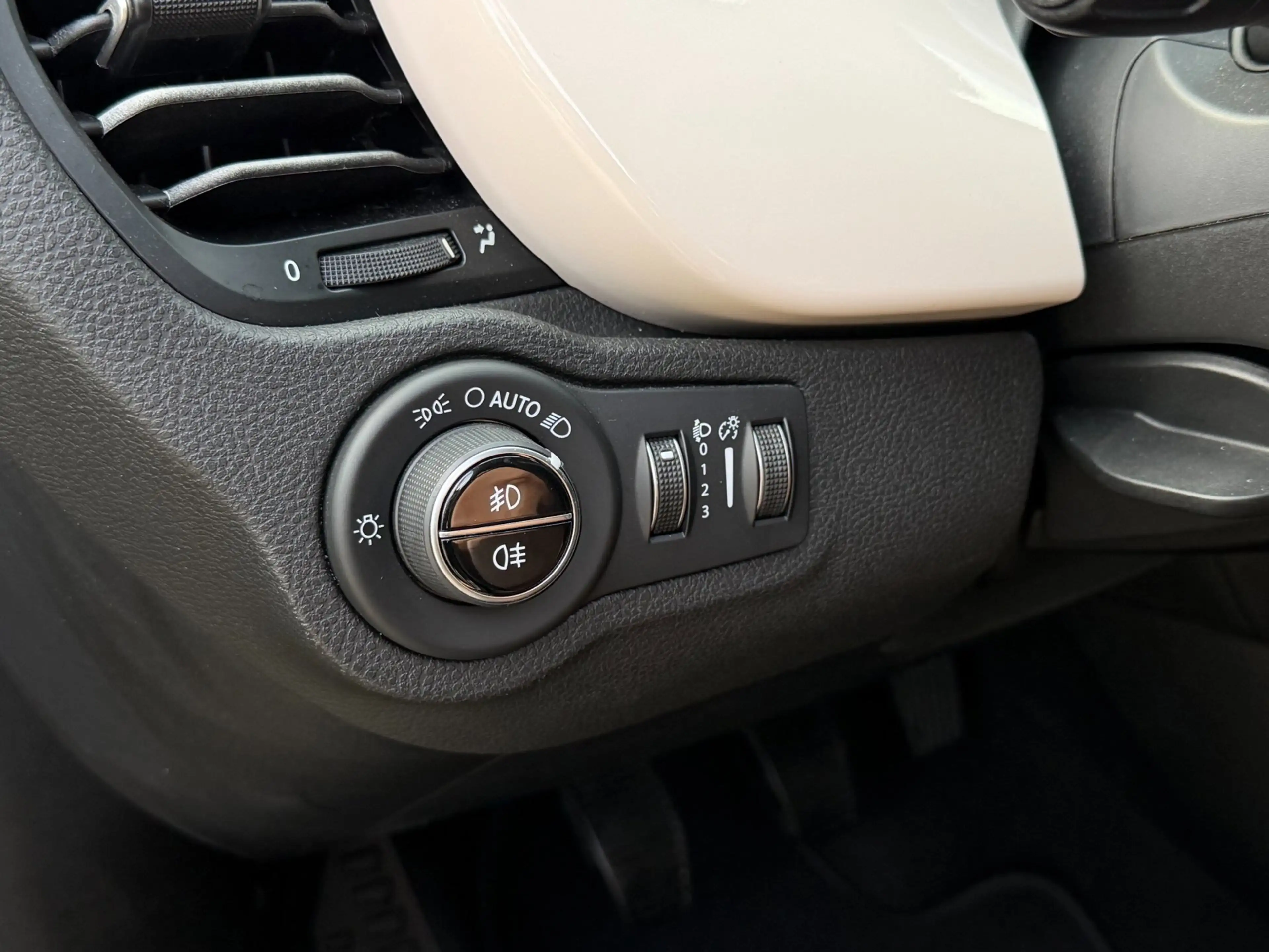 Fiat 500X Cross 1.4 Turbo MultiAir CrossPlus Leer Camera — photo 14