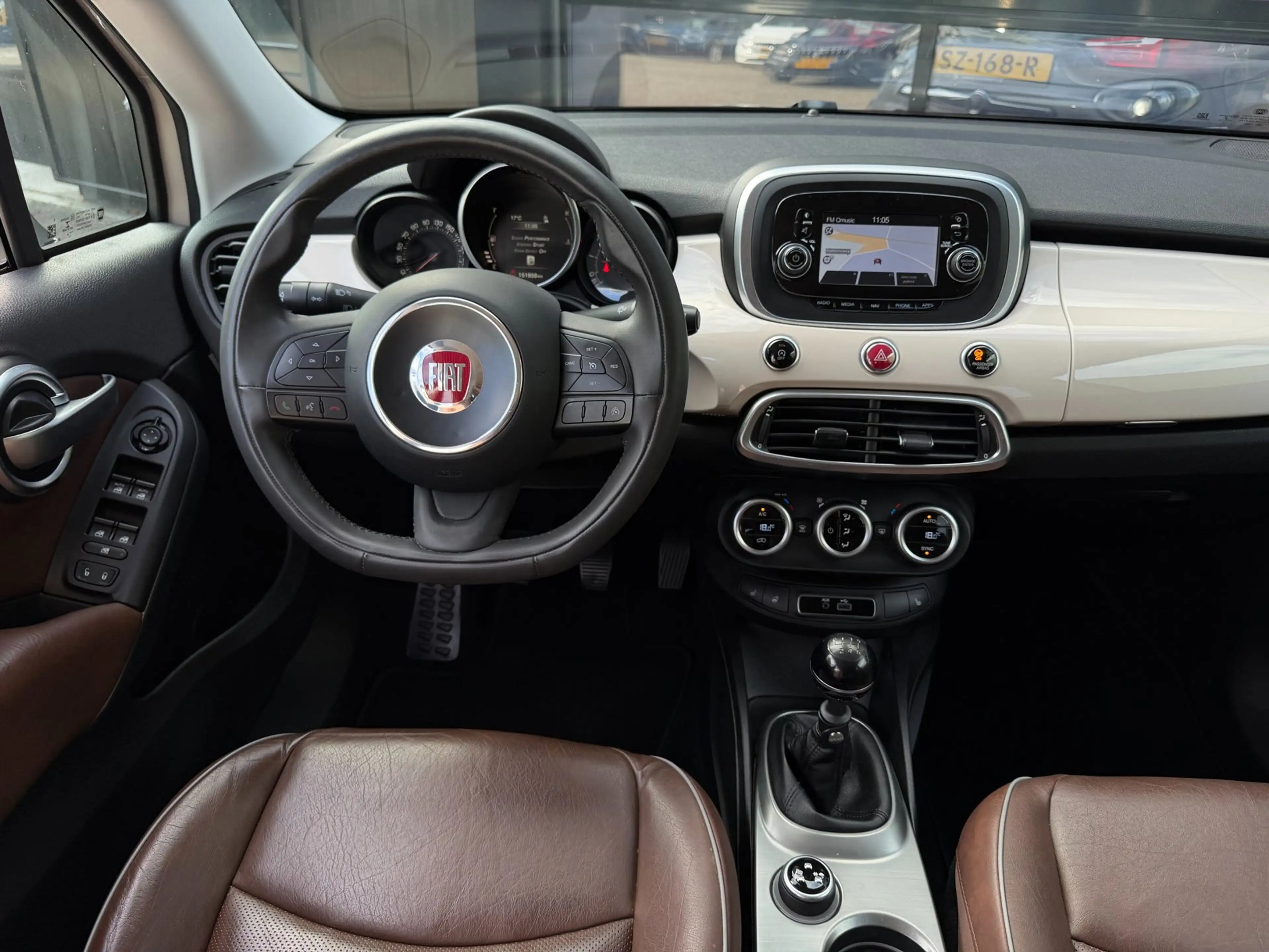 Fiat 500X Cross 1.4 Turbo MultiAir CrossPlus Leer Camera — photo 9
