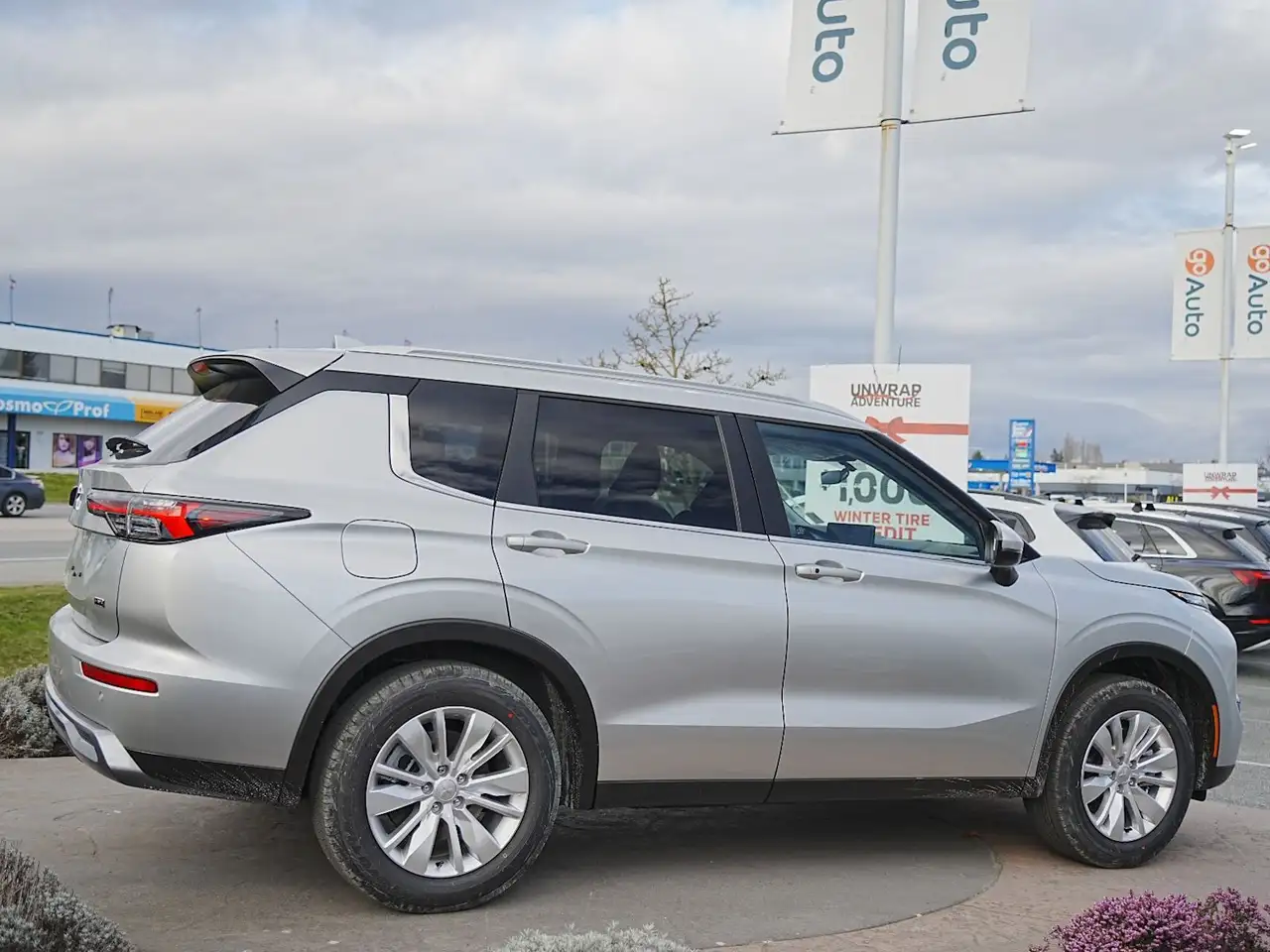 Mitsubishi Outlander снимка Mitsubishi Outlander