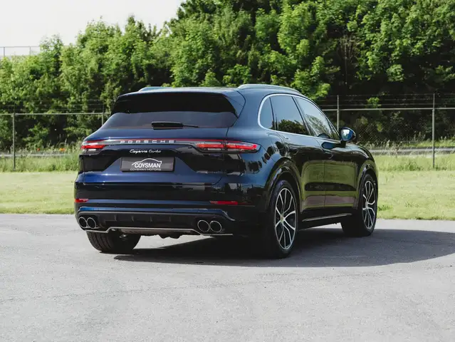 Porsche Cayenne view 4