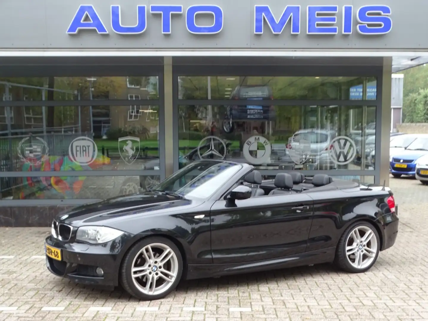 BMW 120 120I HIGH EXECUTIVE  CABRIO M PAKKET LEER AIRCO EL Noir - 1