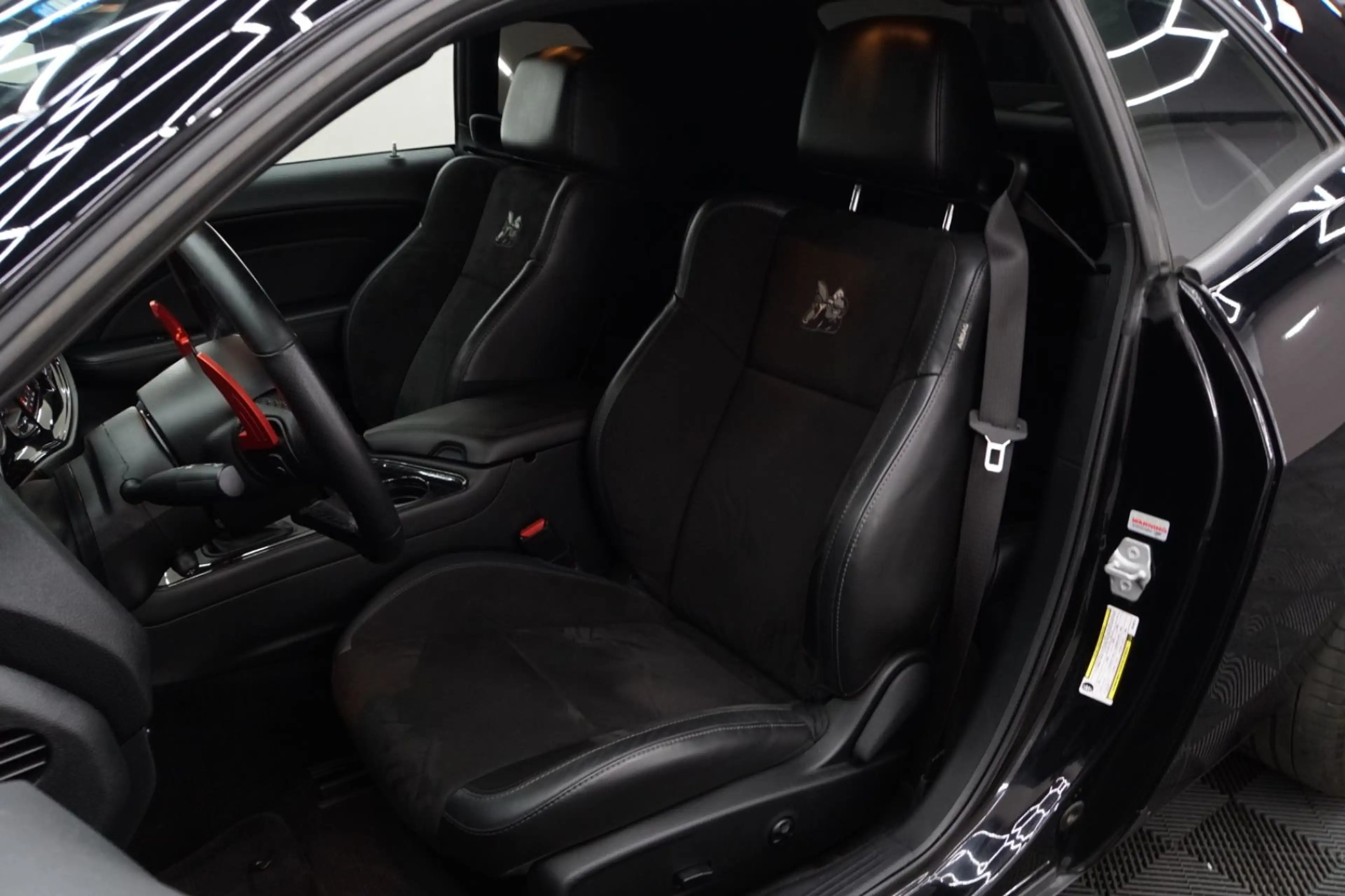 Dodge Challenger SRT *SUCHAUFTRAG NACH WUNSCH* — photo 15