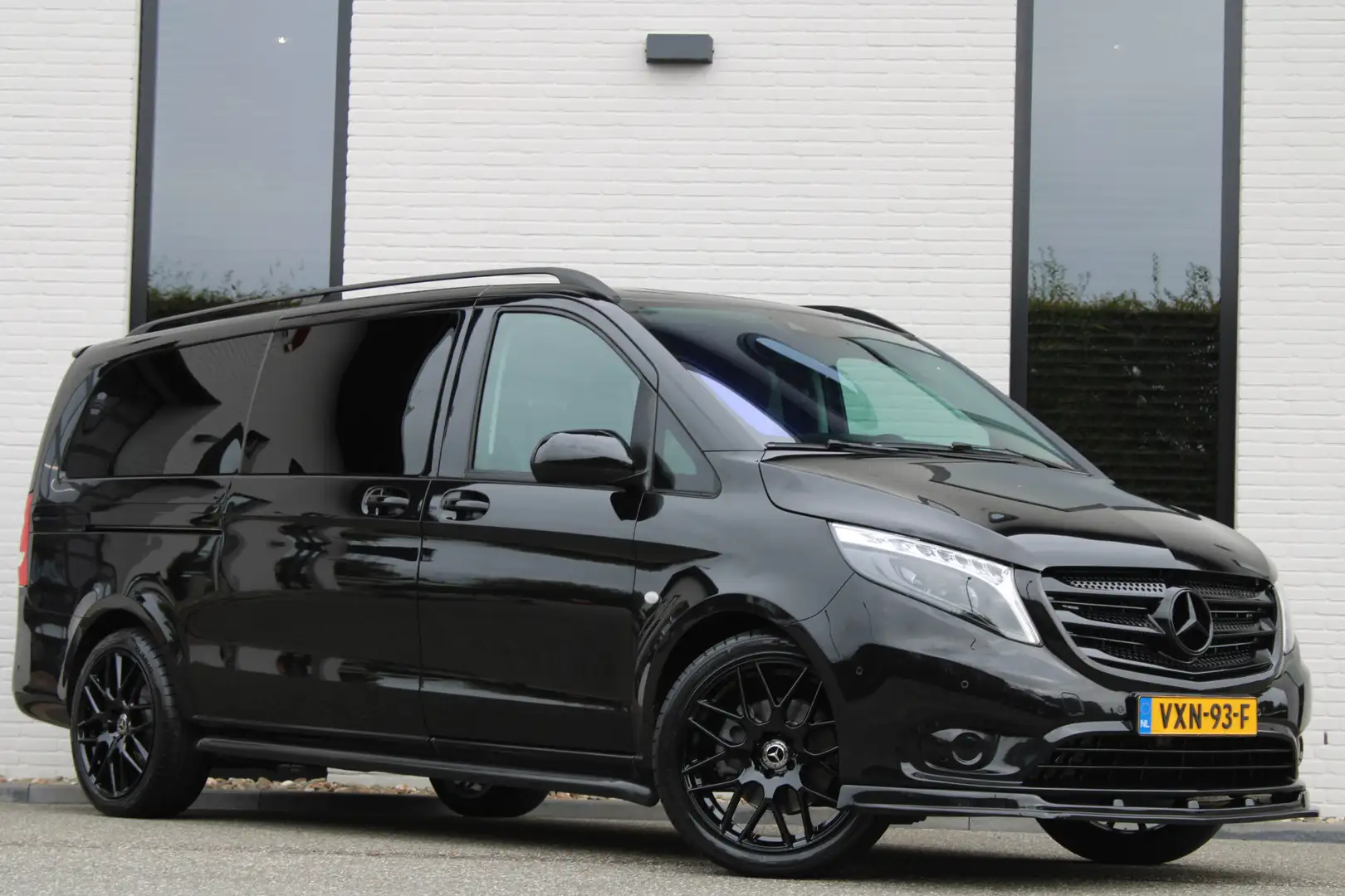 Mercedes-Benz Vito 116 CDI / Aut / XXL / DC / Led-Xenon / Leer / Appl Noir - 1