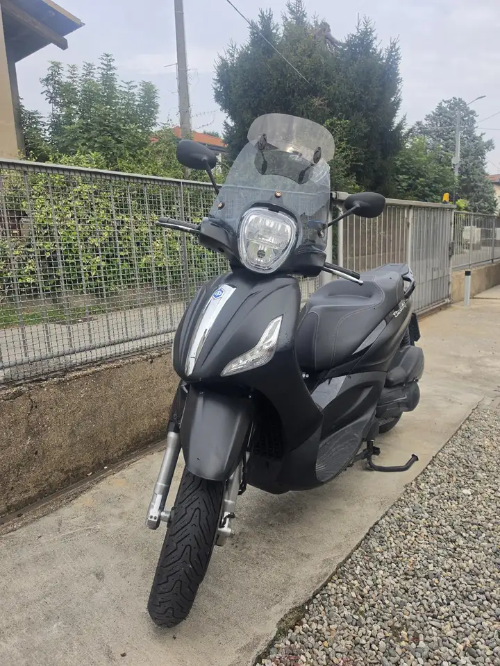 Piaggio Beverly 300