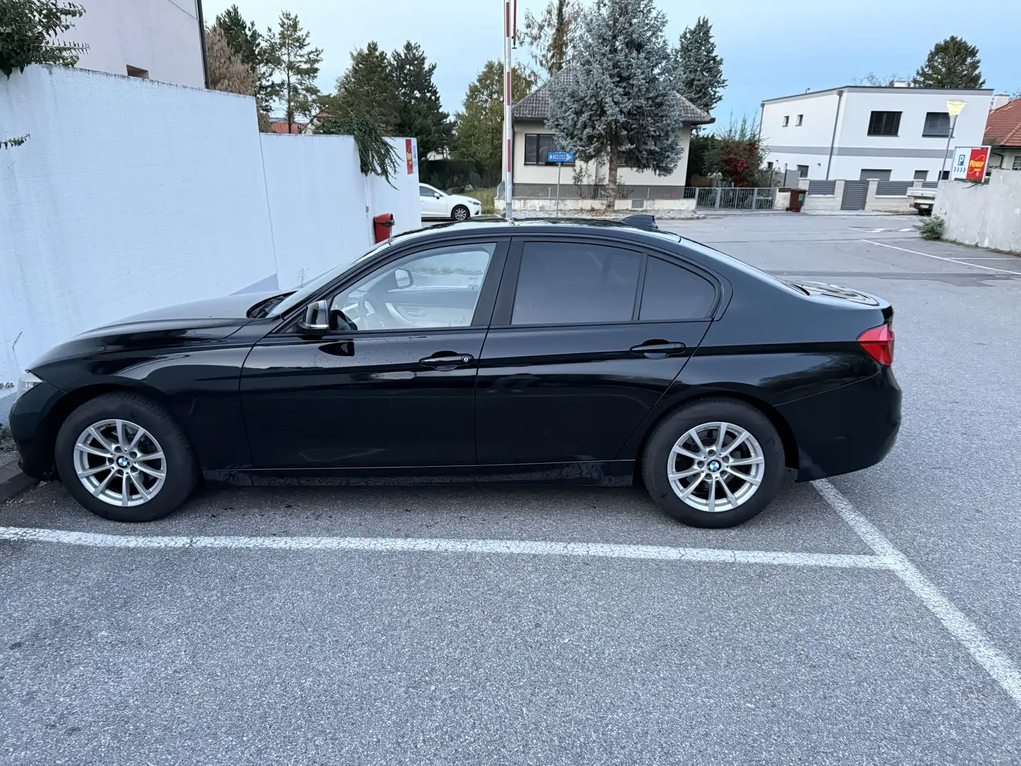 BMW 318 318i Advantage Aut. - 1