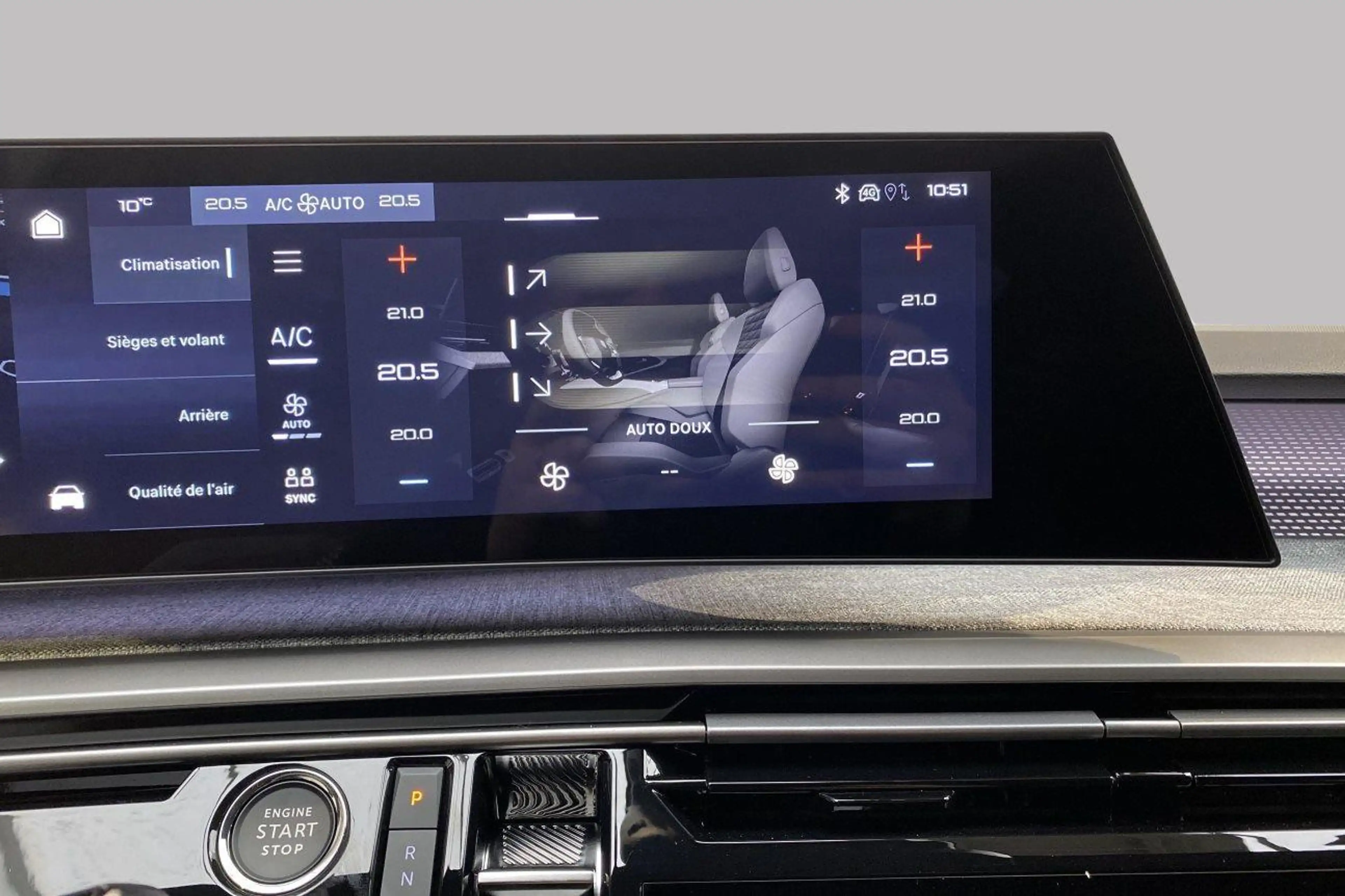 Peugeot 5008 GT - HYBRID - 7 PLACES — photo 15
