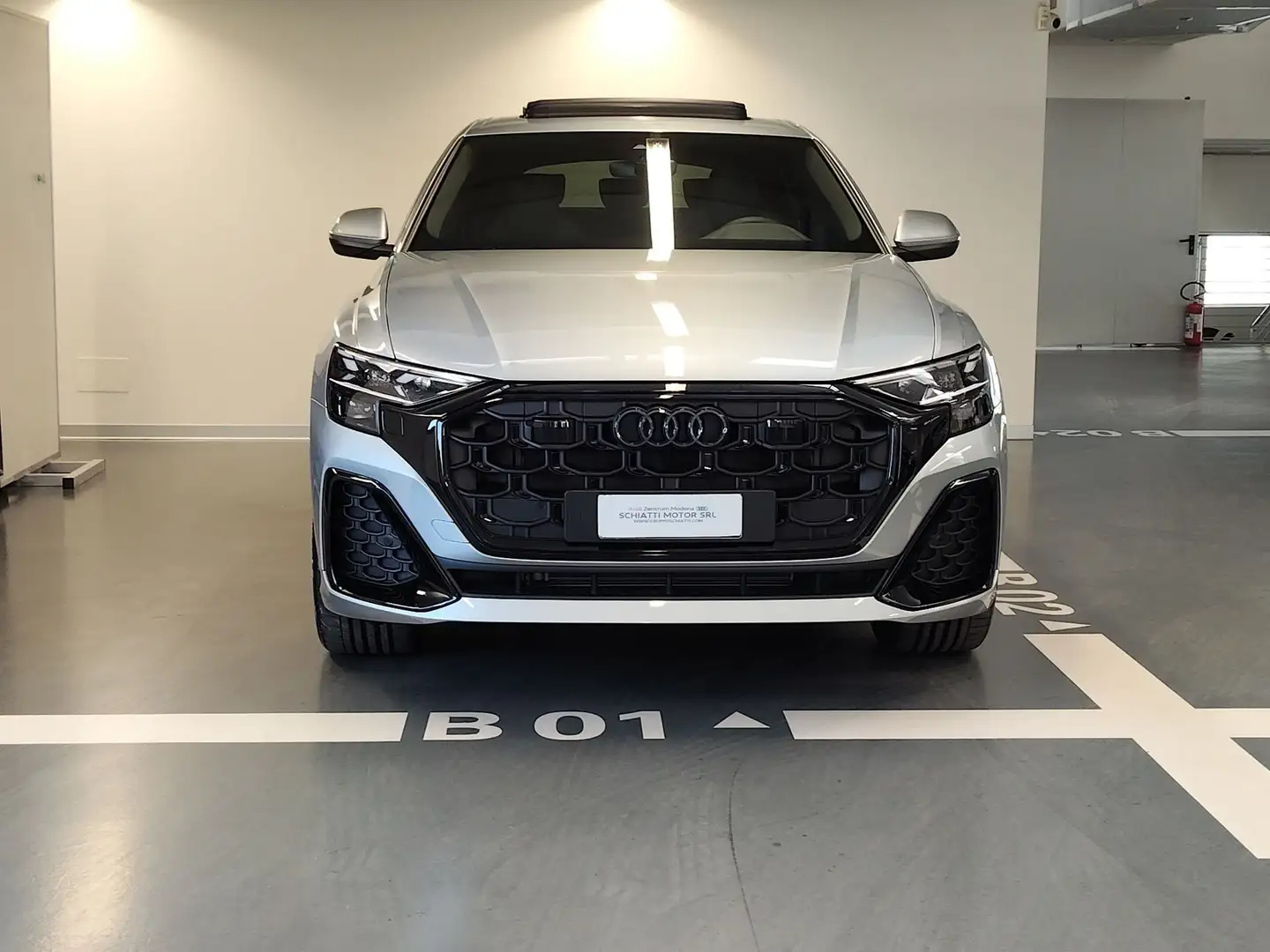 Audi Q8 50 TDI 286 CV quattro tiptronic S line edition Grigio - 2