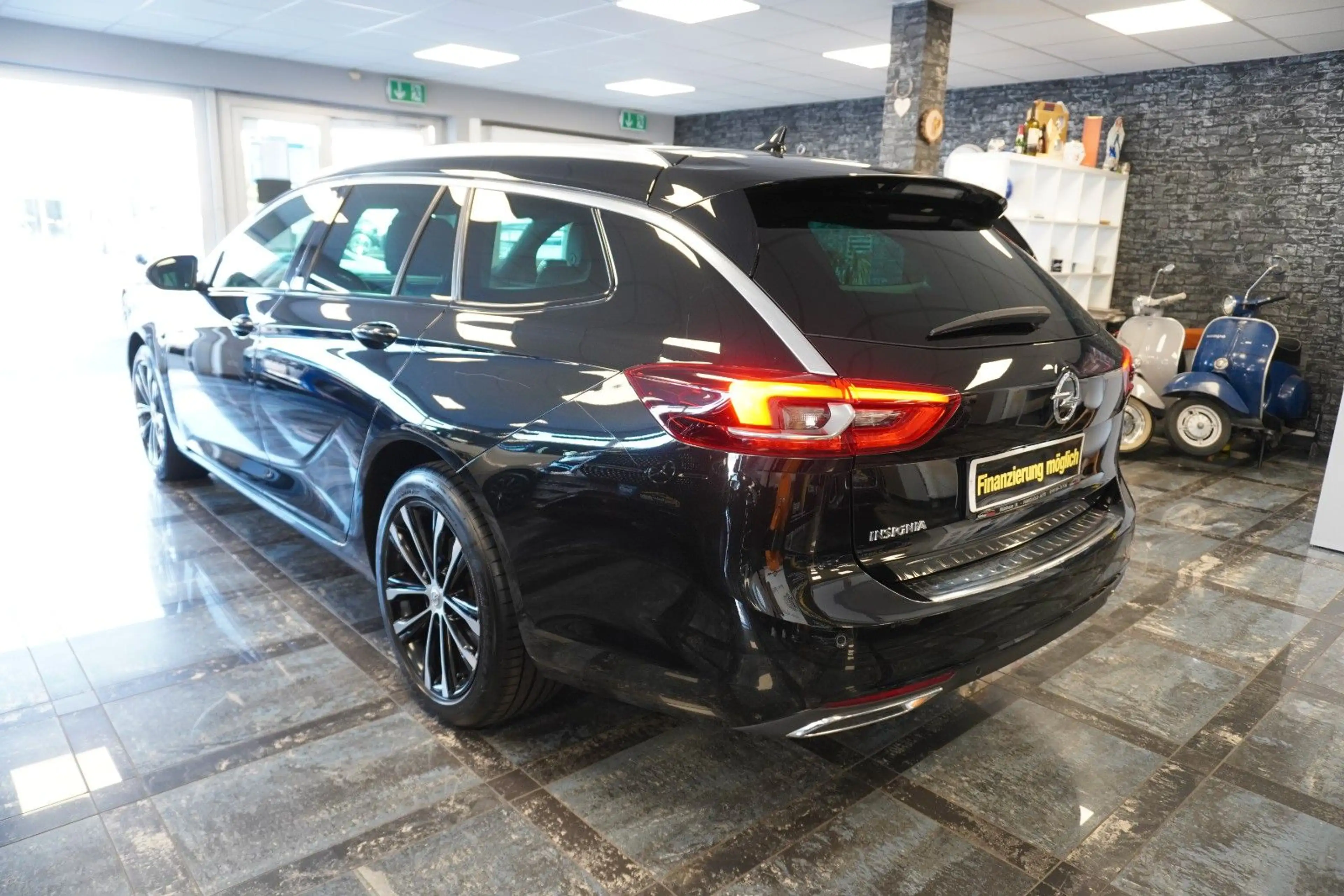Opel Insignia B Sports Tourer Ultimate/LED/Navi/Kam — photo 12