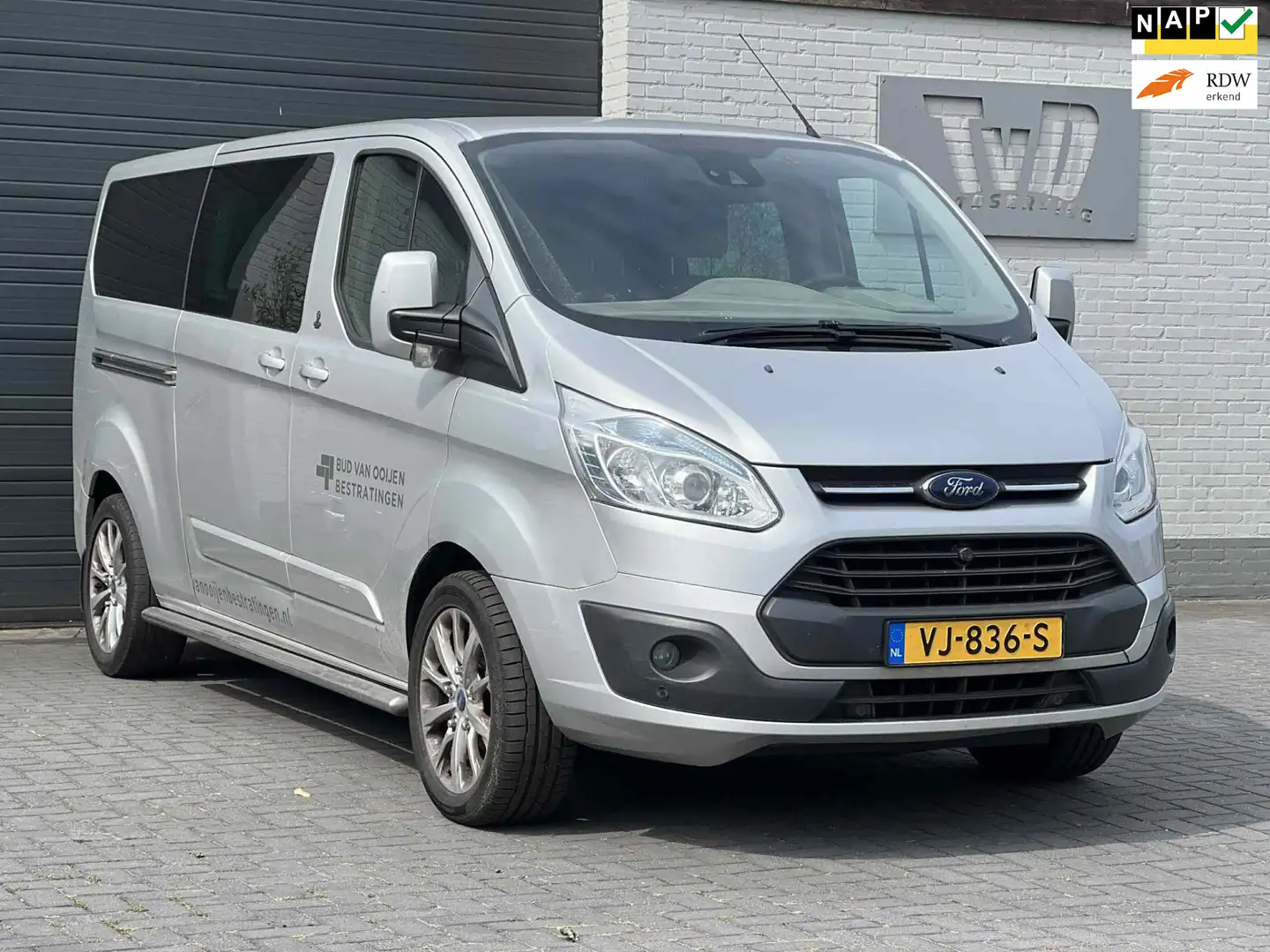 Ford Transit Custom 290 2.2 TDCI L2H1 Limited DC|Leder|Cruise|EXPORT O Серебристый - 1