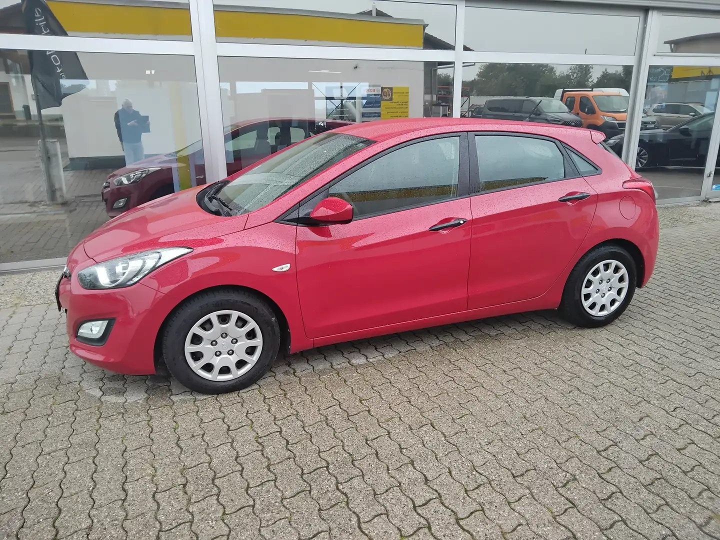 Hyundai i30 i30 1.4 Trend Rot - 1
