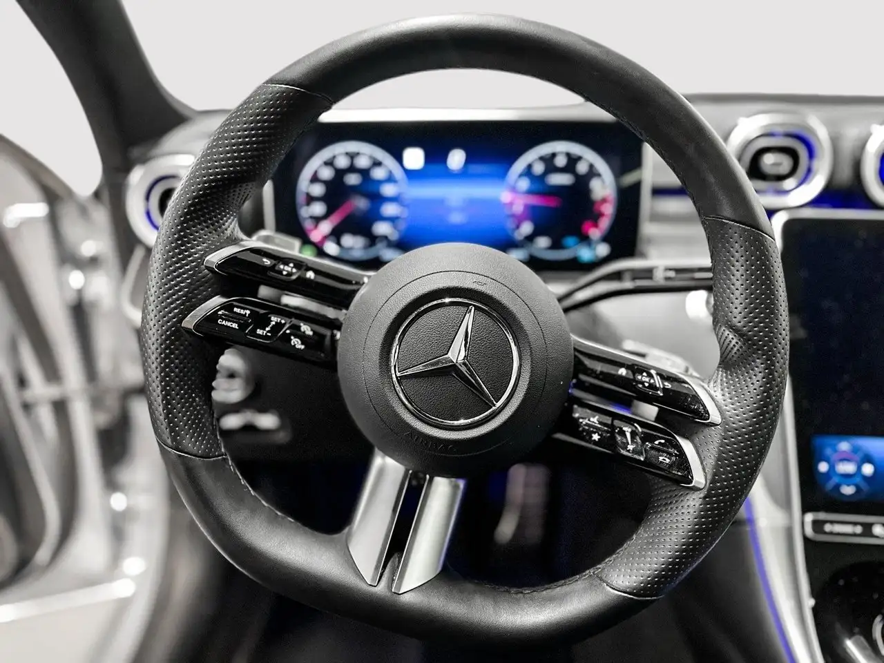 Mercedes-Benz C-Class photo Mercedes-Benz C-Class