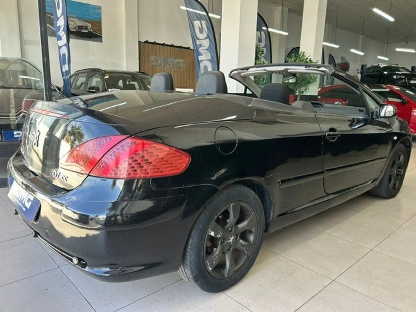 Peugeot 307 CC 2.0HDI Sport 136 Negro - 1