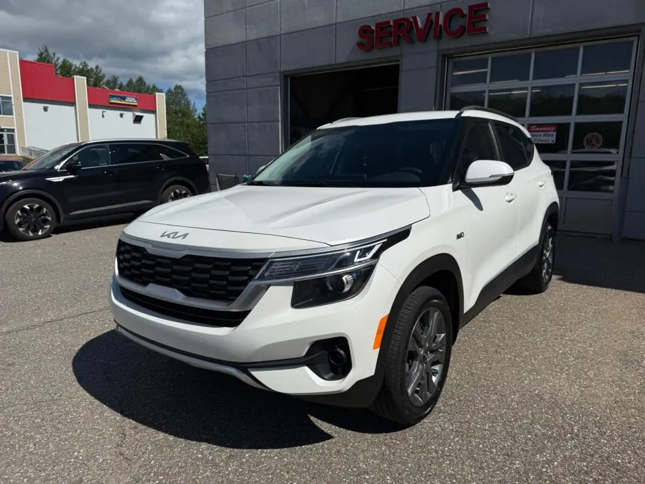 Kia Seltos photo Kia Seltos