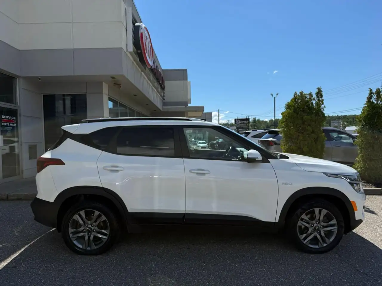 Kia Seltos photo Kia Seltos