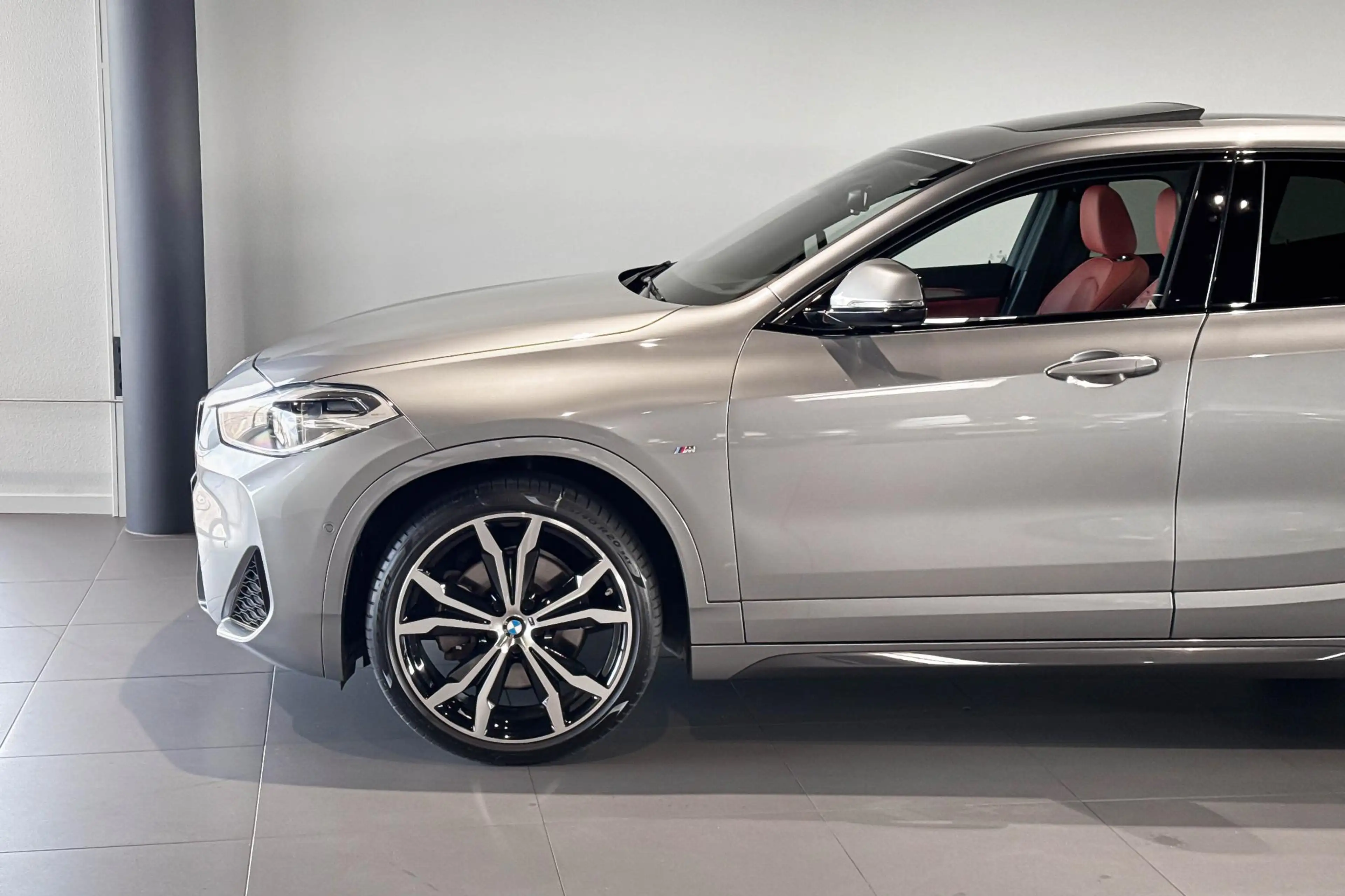 BMW X2 sDrive20i Business Edition Plus | M Sport | Glazen — photo 5