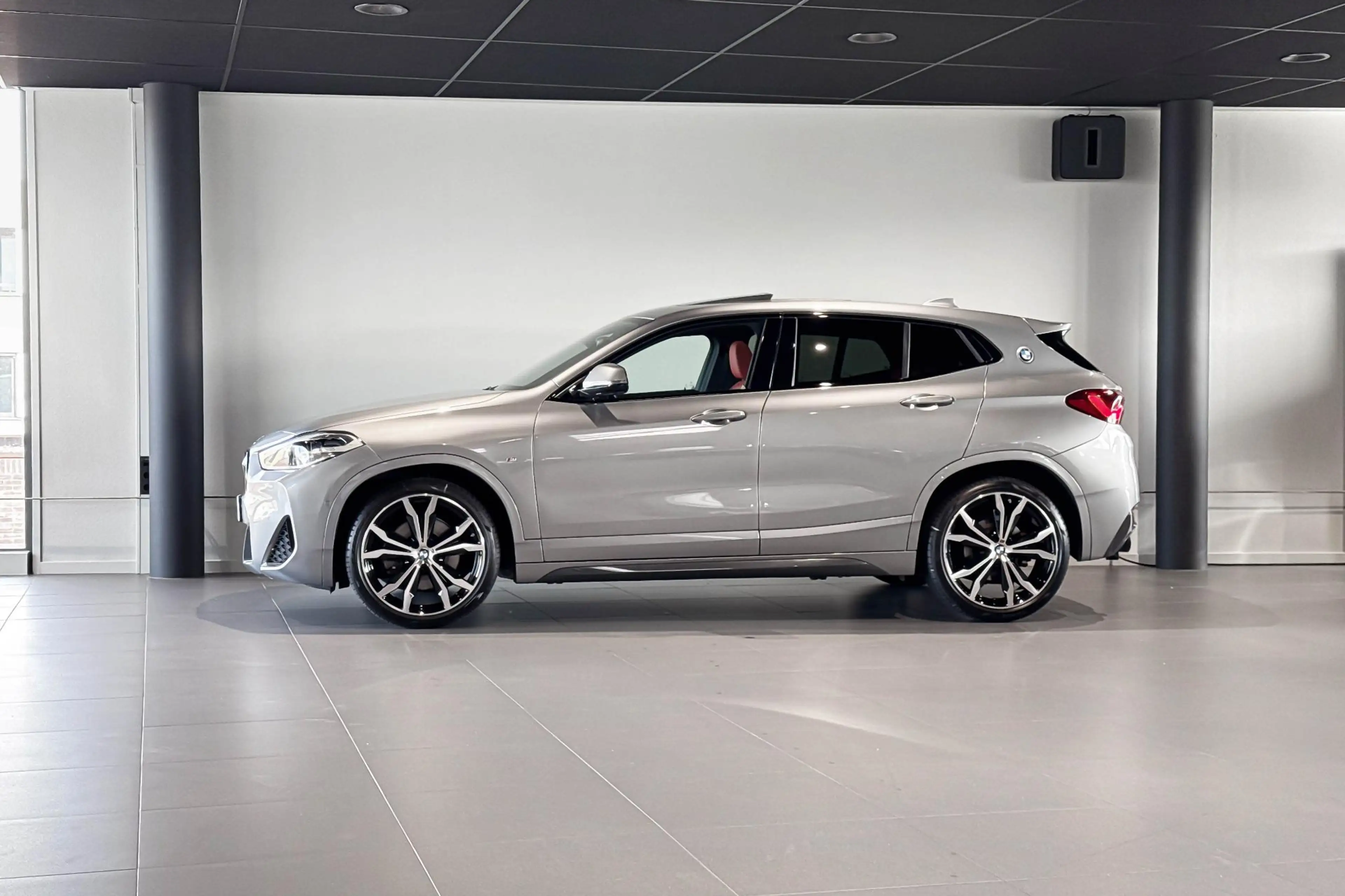 BMW X2 sDrive20i Business Edition Plus | M Sport | Glazen — photo 3