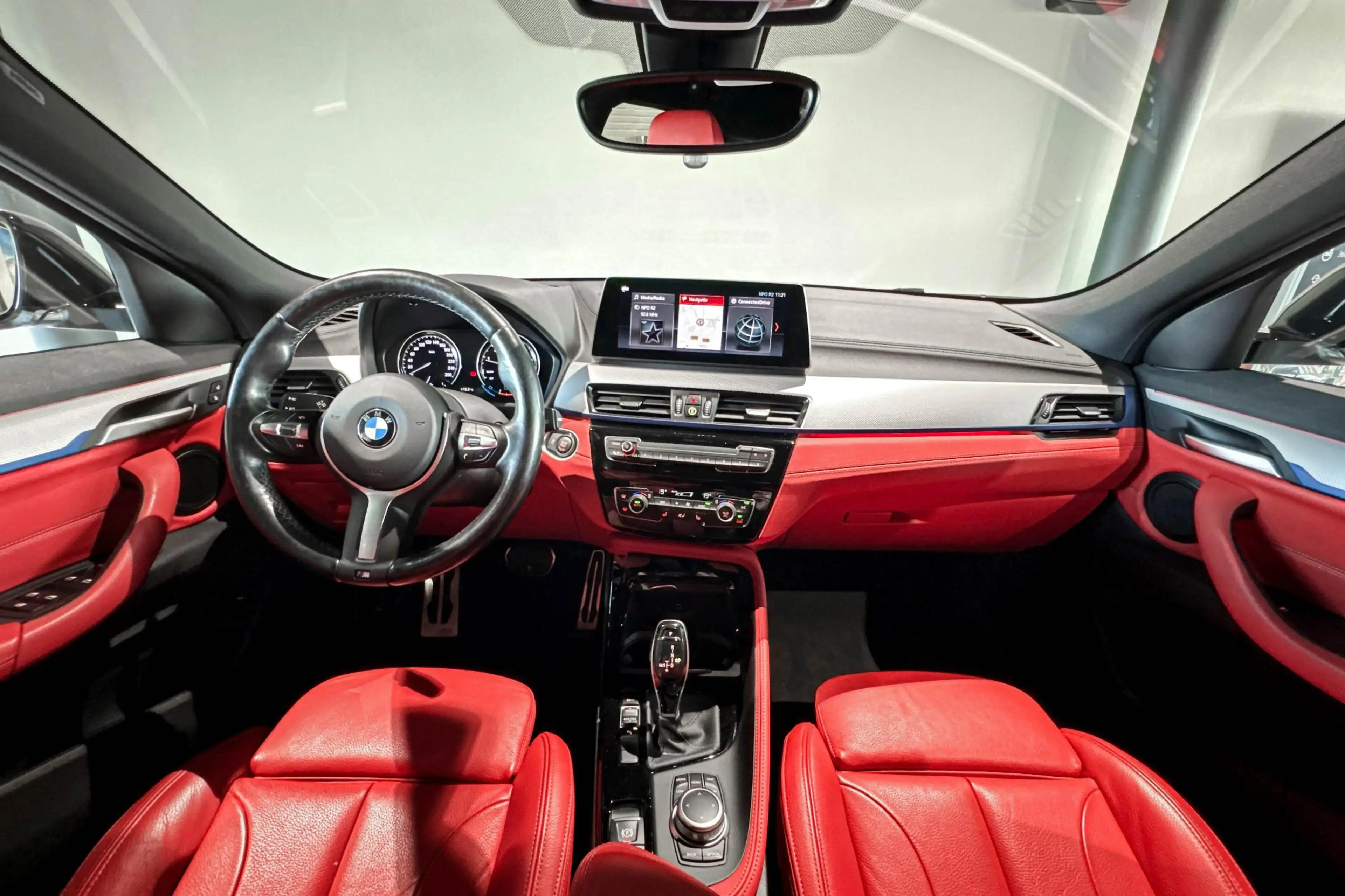BMW X2 sDrive20i Business Edition Plus | M Sport | Glazen — photo 13