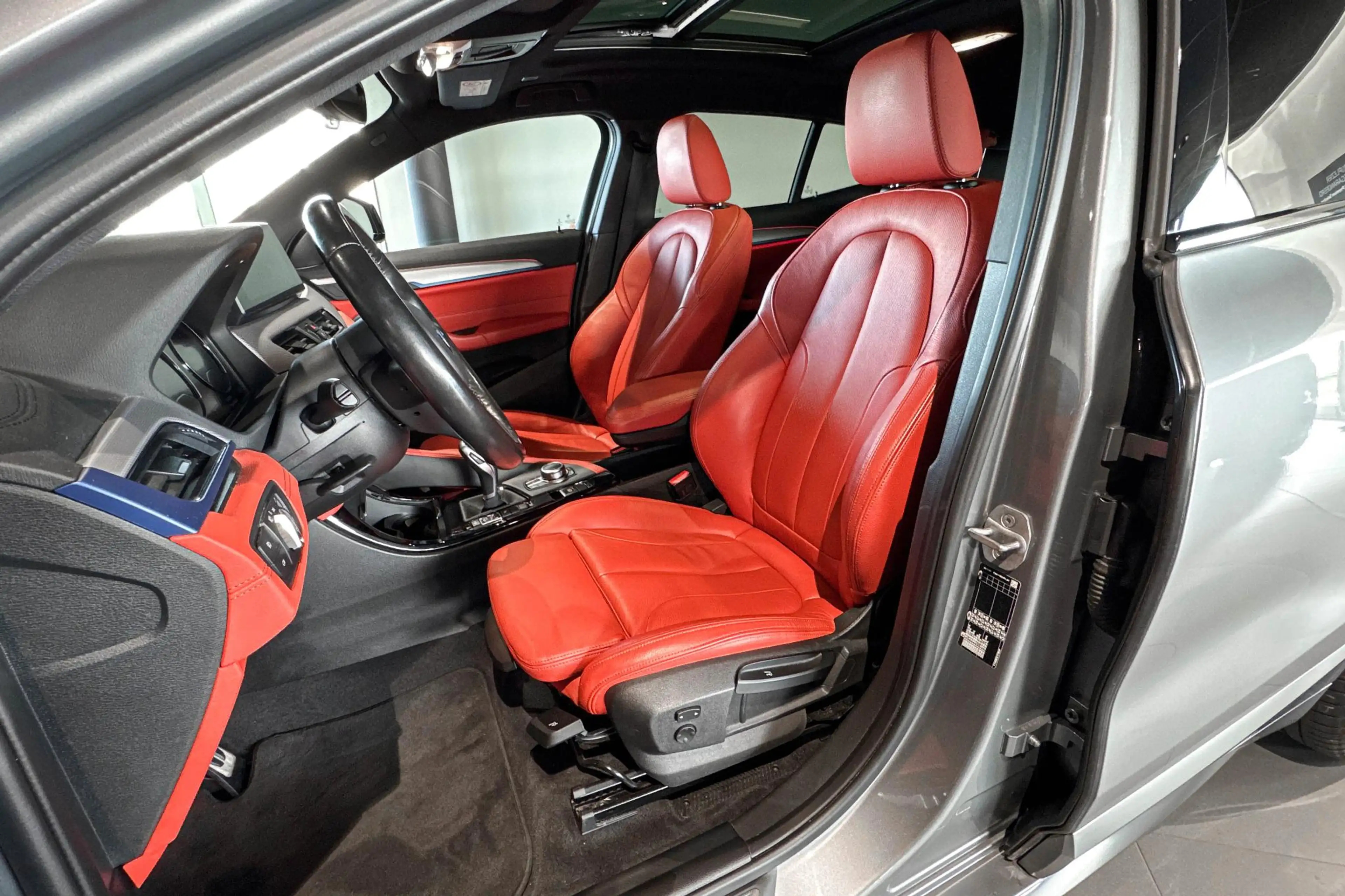 BMW X2 sDrive20i Business Edition Plus | M Sport | Glazen — photo 11
