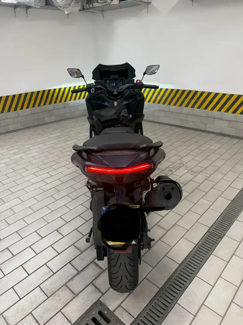 Yamaha TMAX 560 Albastru - 1